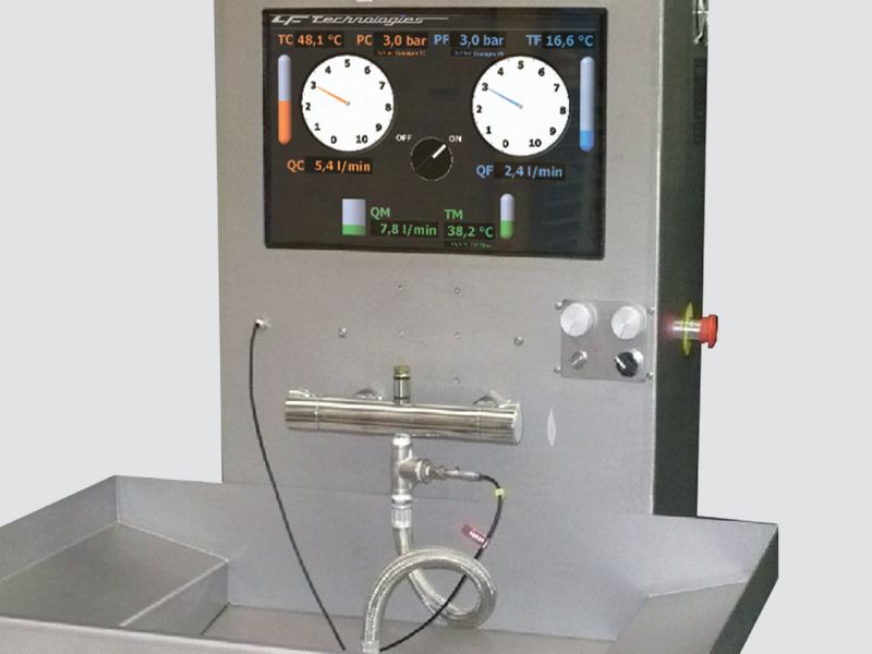 Thermostatic mixing valves test machine