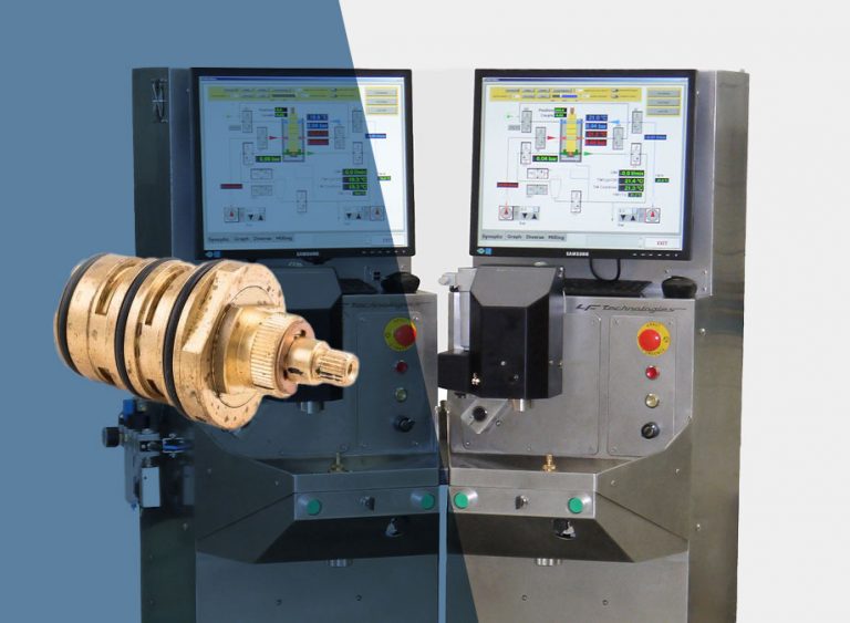 Automatic temperature control and test bench for thermostatic cartridges
