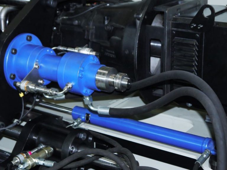 Hydraulic positioning axis module