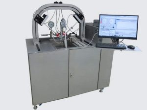 Le banc d’essais de performance HPMM a pour fonction d’éprouver la résistance mécanique et les cartouches hydrauliques des robinets, des mélangeurs ou encore des mitigeurs thermostatiques et mécaniques.