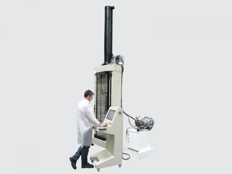Vertical test bench compression 1000 kN / traction 700 kN